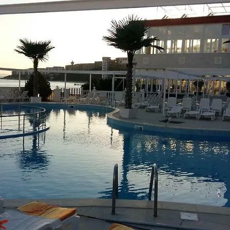 Private In Taliana Beach Residents דירה *